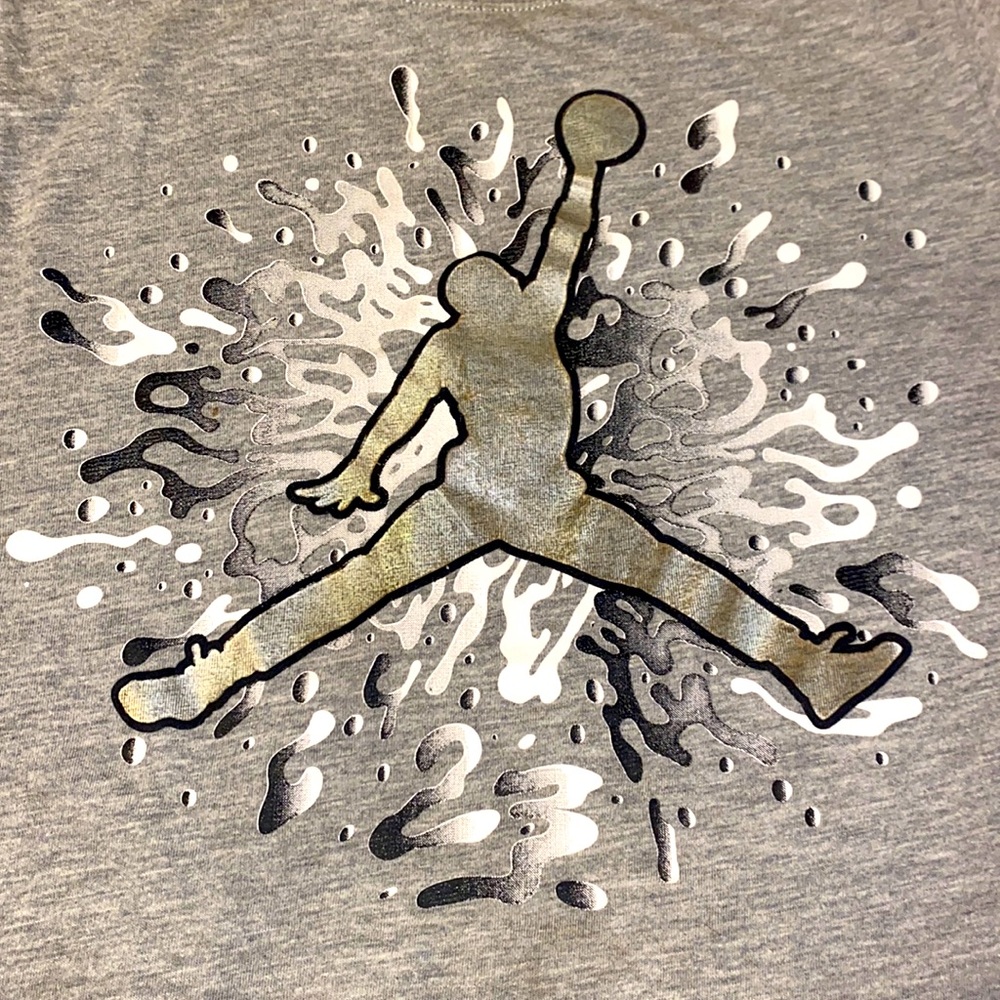GREY JORDAN SHIT FOR BOYS 10-12 YRS